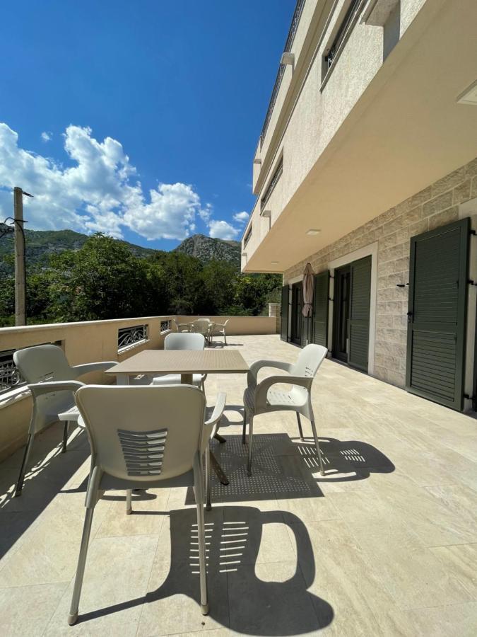 Villa Pul Risan Exteriér fotografie
