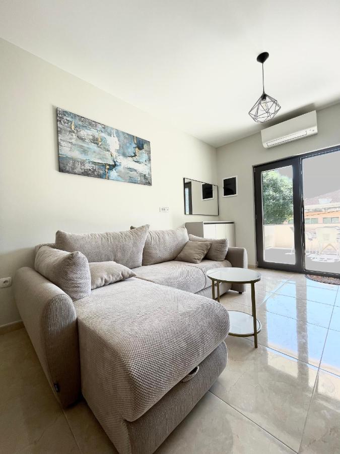 Villa Pul Risan Exteriér fotografie
