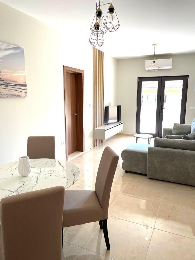 Villa Pul Risan Exteriér fotografie