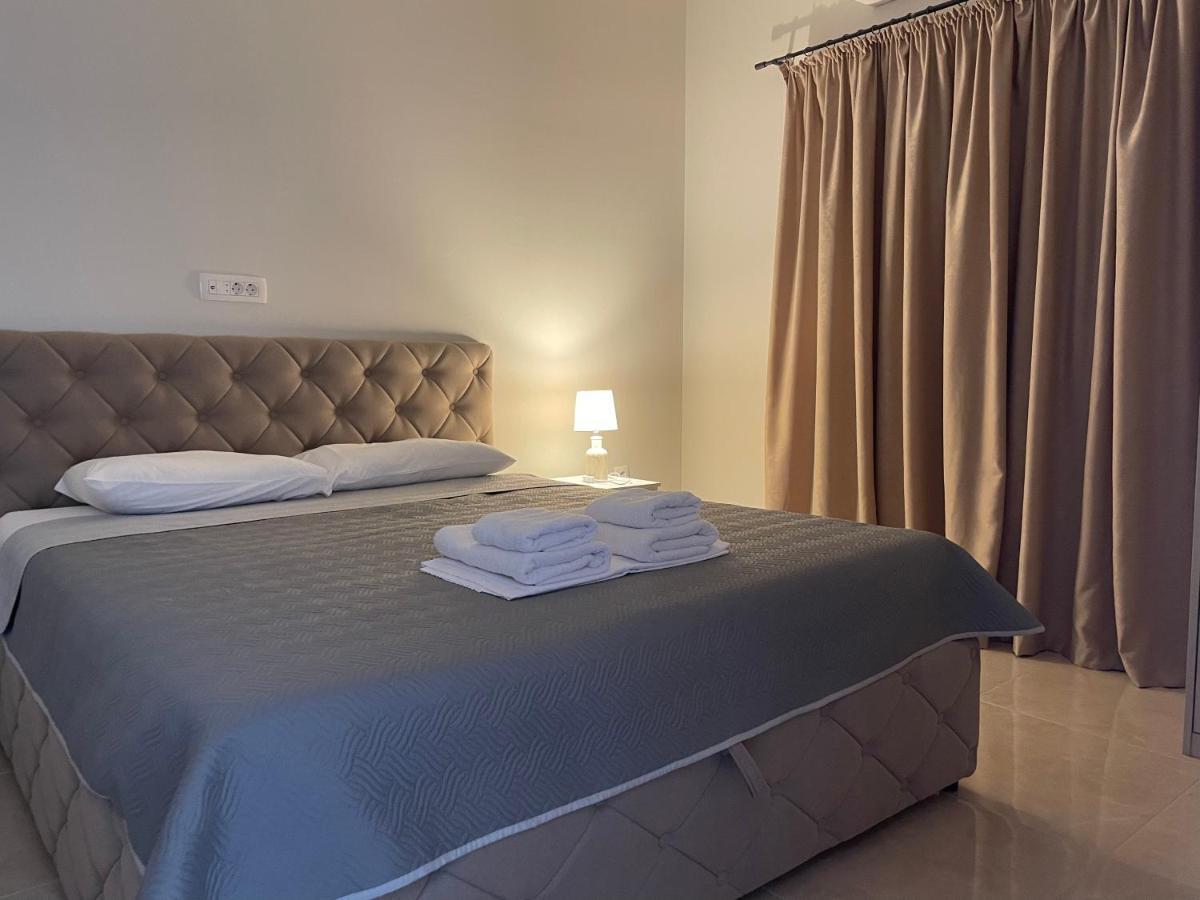Villa Pul Risan Exteriér fotografie