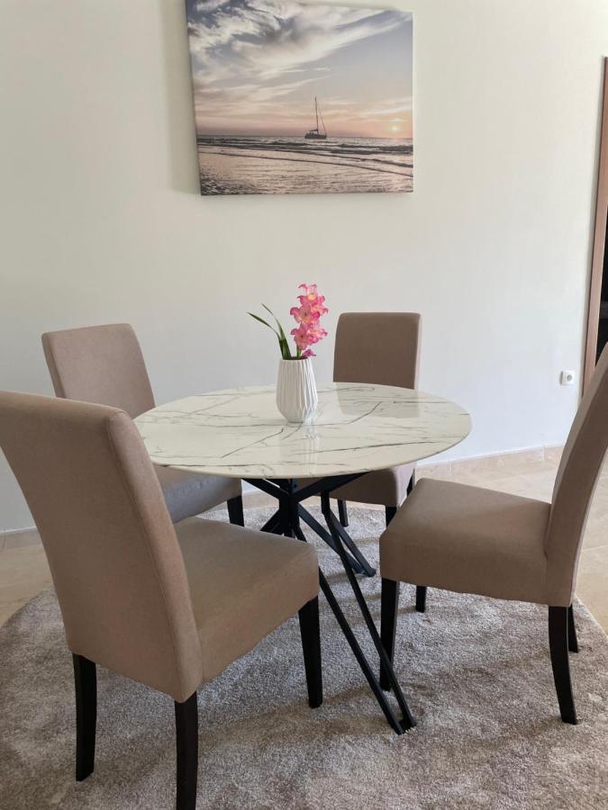 Villa Pul Risan Exteriér fotografie